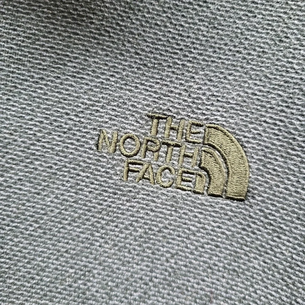 The North Face Men‎ Sweatshirt Large Blue Solid Logo 1/4 Zip Pullover
